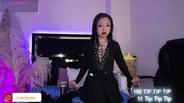 Moon_Water__ on StripChat 